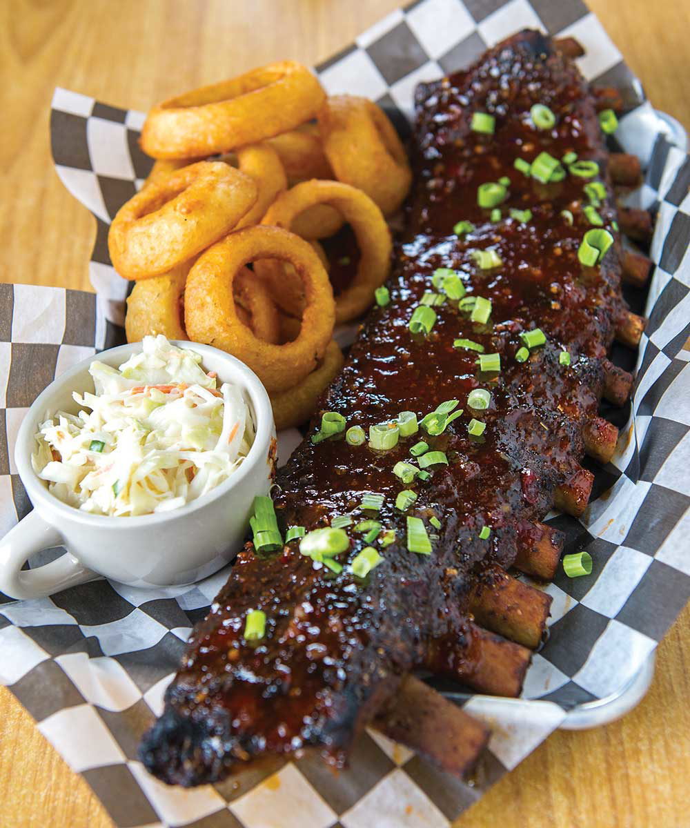 Sundogs ribs and onion rings