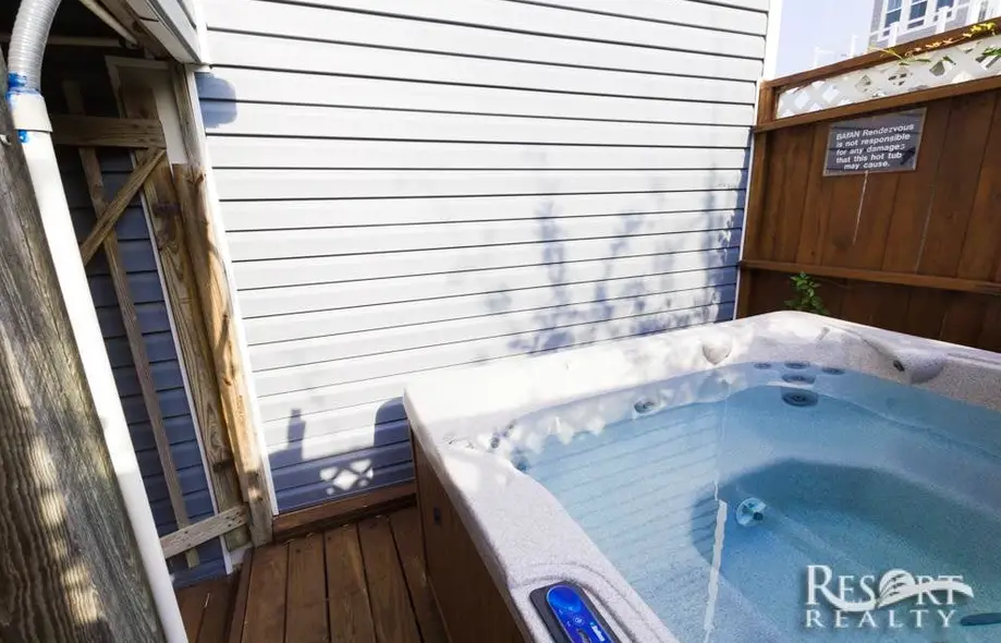 1885 - Bayan Rendezvous