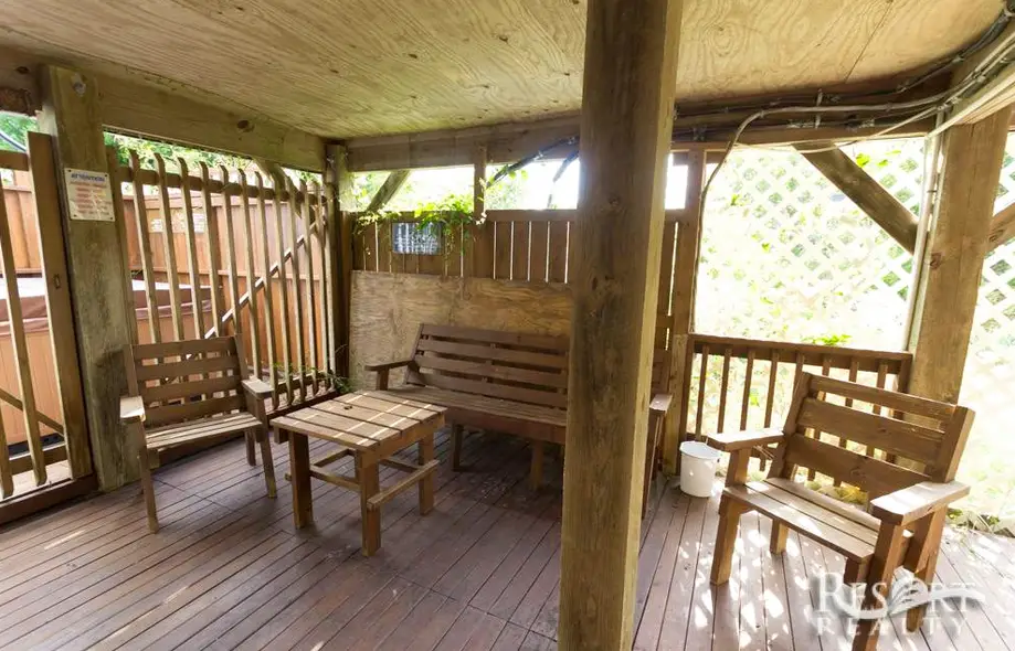 1885 - Bayan Rendezvous