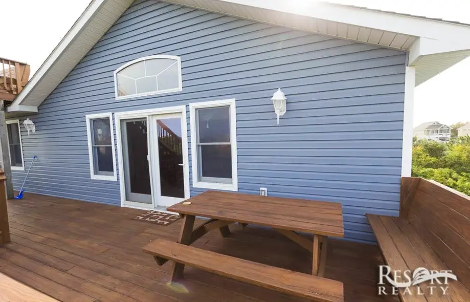 1885 - Bayan Rendezvous