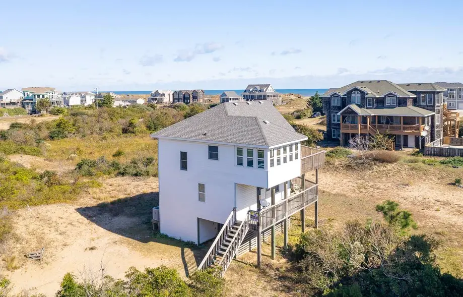 This D.E.R.N. House CV-51