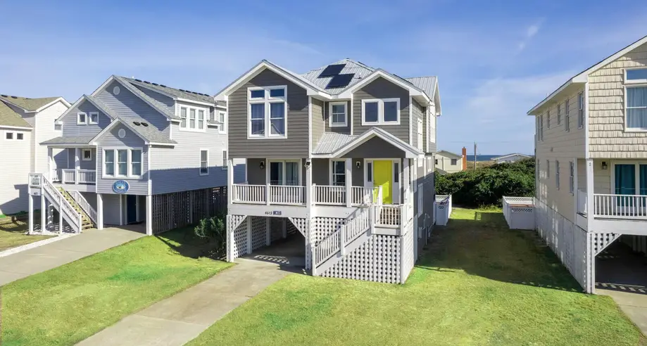 K7502 Paws N Relax 4 Bedroom Home