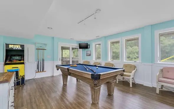 1323 - Sound Sunsets