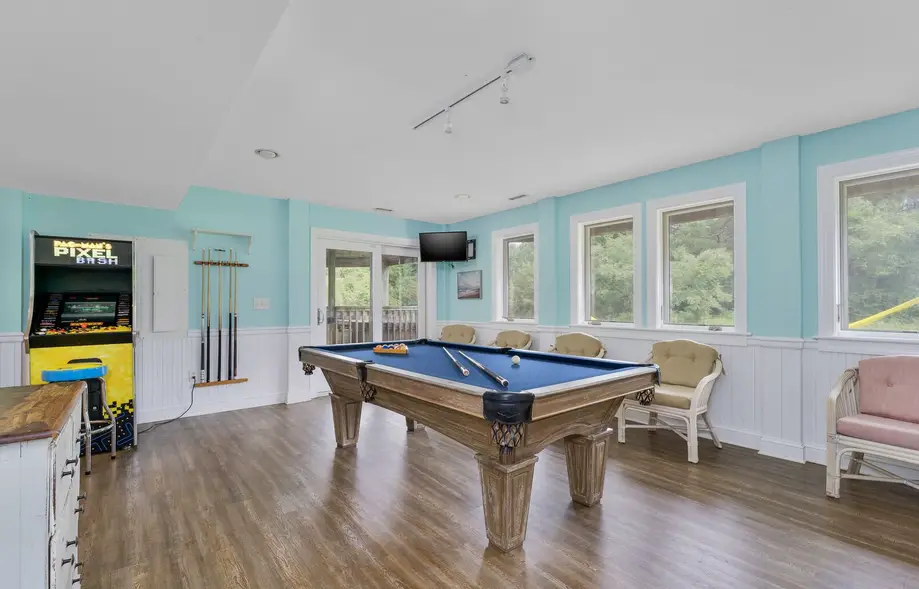 1323 - Sound Sunsets