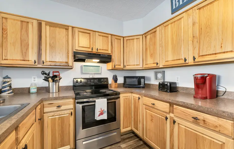 1845 - Shades by the Sea