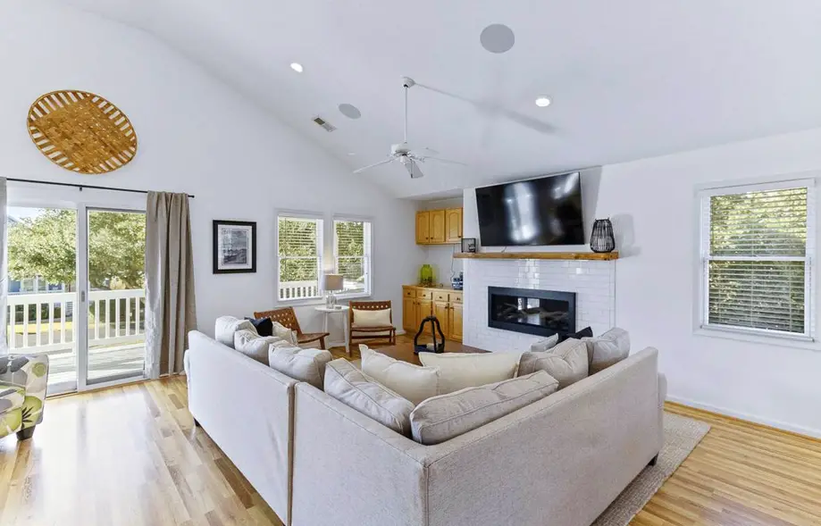 rental image 4